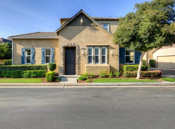 3838 Moody Lane, Clovis, CA 93619