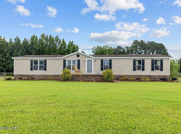 9 Muddy Cross Road, Hobbsville, NC 27946