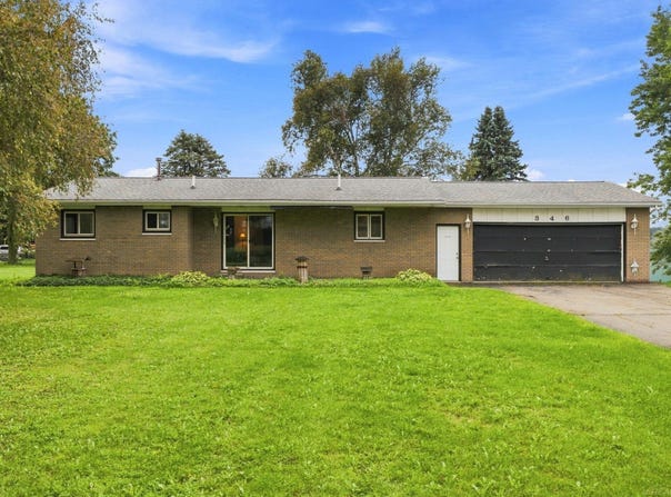 346 E Peck Road, Peck, MI 48466