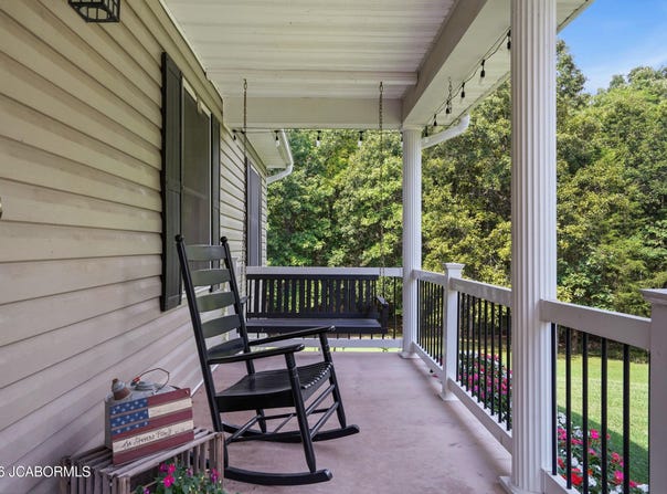 8878 COUNTY ROAD 142, Williamsburg, MO 63388