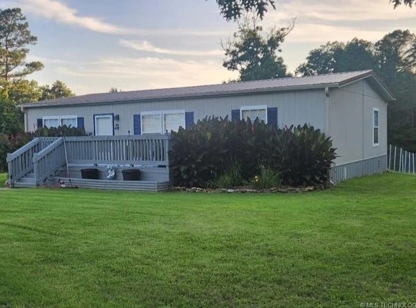 57443 County Road 667, Colcord, OK 74338