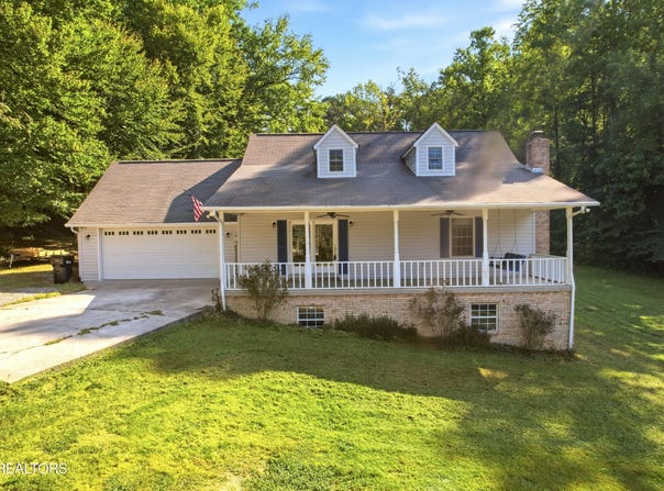 923 Marlow Circle, Clinton, TN 37716