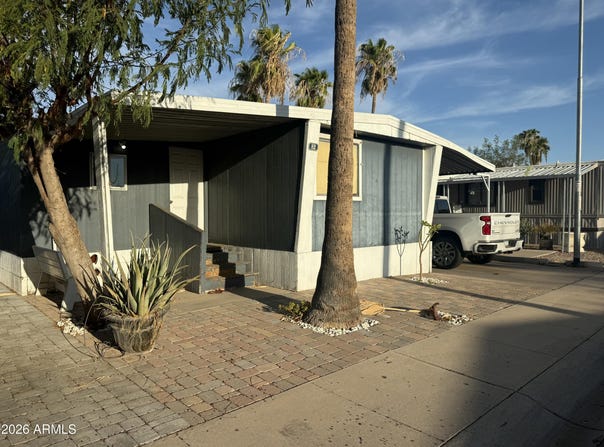 15601 N 19TH Avenue, Phoenix, AZ 85023