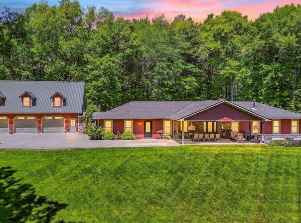 2198 Adelphia State Road, Jackson, OH 45640