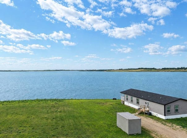 1309 Doxsee Trail, Webster, SD 57274