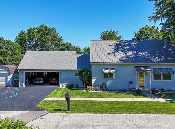 230 W Allen Street, Markle, IN 46770