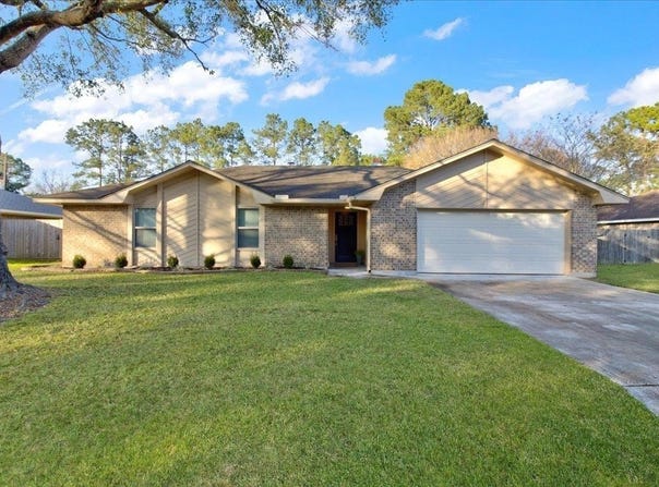 12770 Birch lane, Beaumont, TX 77713-9425