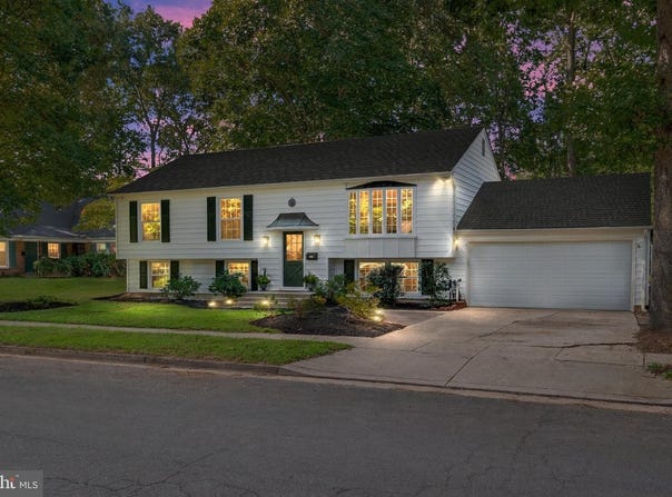 1553 FARLOW AVE, CROFTON, MD 21114