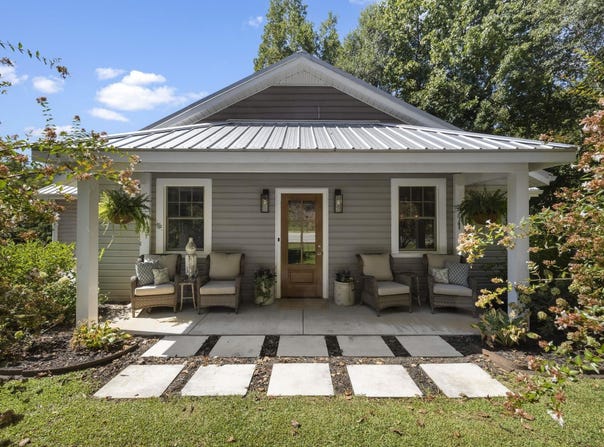 1257 Norris Highway, Central, SC 29630