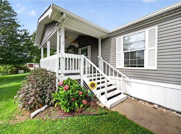 308 Shenandoah Dr, Middlesex Twp, PA 16059