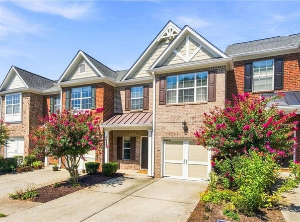 9820 Alger Trace, Johns Creek, GA 30022