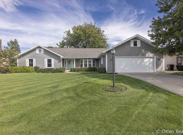 2017 Wolfboro Drive SE, Kentwood, MI 49508
