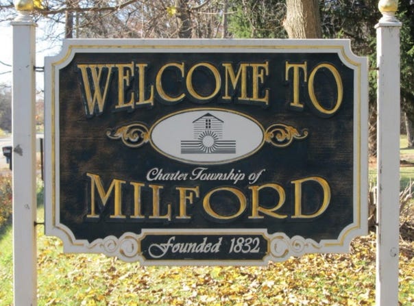 727 W Maple Road, Milford, MI 48381