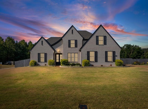 460 MARRIETTA Dr, Oakland, TN 38060