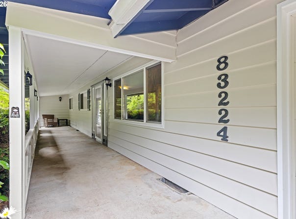 83224 CLEAR LAKE Rd, Florence, OR 97439