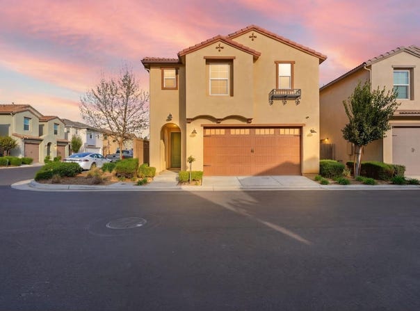 1515 Zenith, Clovis, CA 93619