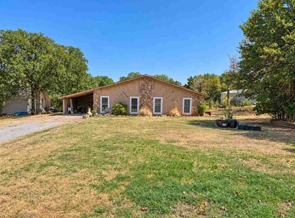 179520 Ledford Ln, Comanche, OK 73529