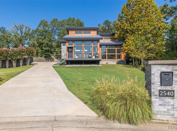 2540 Brownwood Court, Poplar Bluff, MO 63901