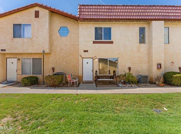 38000 E 17th Street, Palmdale, CA 93550