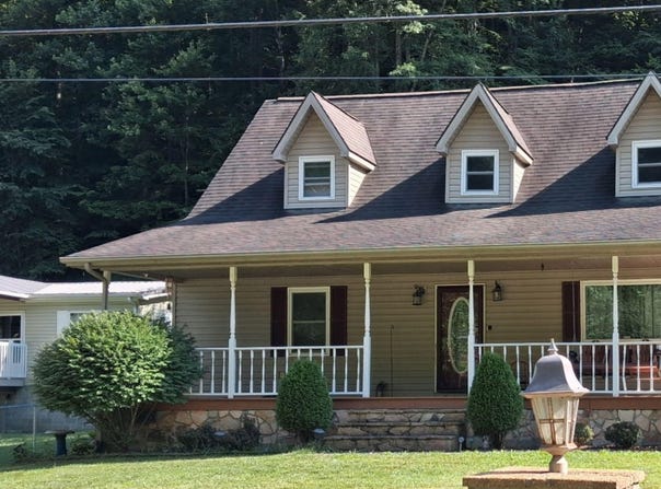 83 Osborne Fork, Virgie, KY 41572