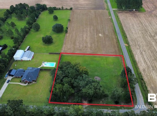 2 Wilson Avenue, Loxley, AL