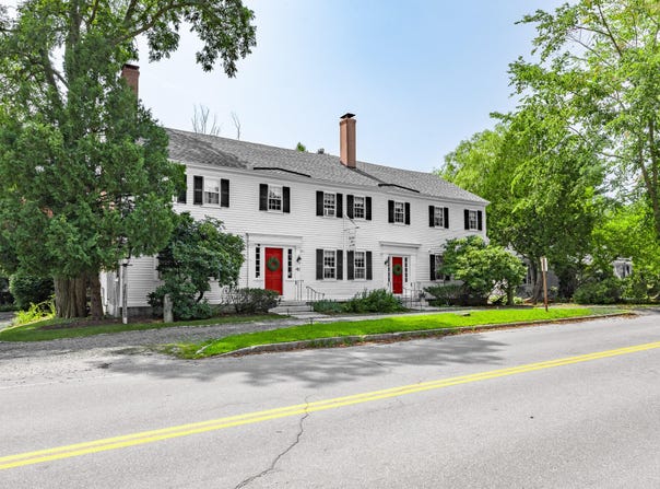 40 Union Street, Blue Hill, ME 04614