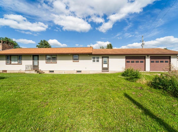25720 620th Avenue, Nevada, IA 50201