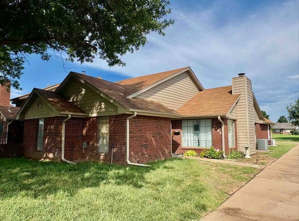 1108 Blue Stem Rd, Enid, OK 73703
