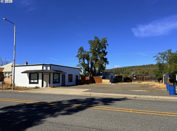 511 E Broadway St, Goldendale, WA 98620