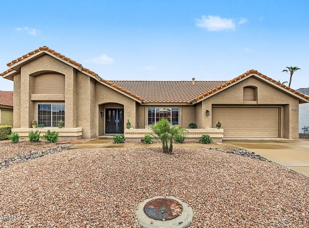 13706 W SKY HAWK Drive, Sun City West, AZ 85375