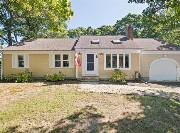 277 Scudder Avenue, Hyannis, MA 02601