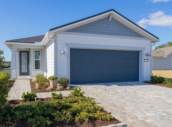 166 Fairlake Cir, St Augustine, FL 32092