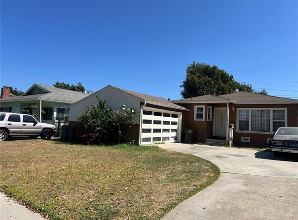 428 W School Street W, Compton, CA 90220