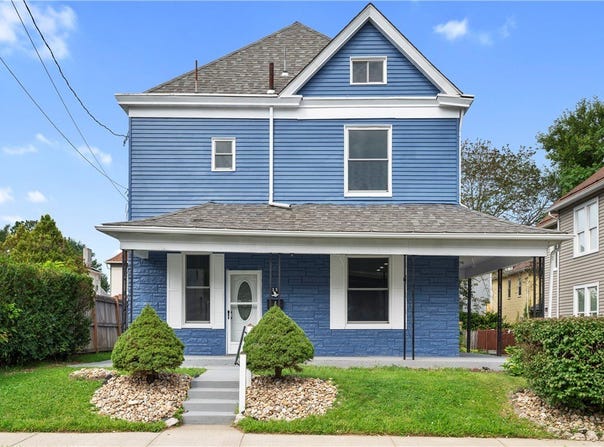 22 Hawthorne Ave, Crafton, PA 15205