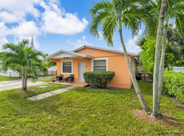 3420 NW 213th Ter, Miami Gardens, FL 33056
