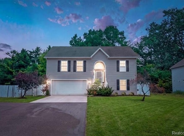 4427 Hannan Road, Wayne, MI 48184