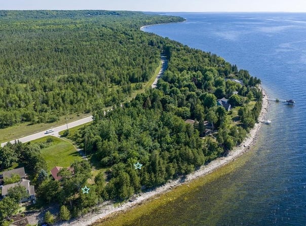 7055 Bay Shore Dr, Egg Harbor, WI 54209