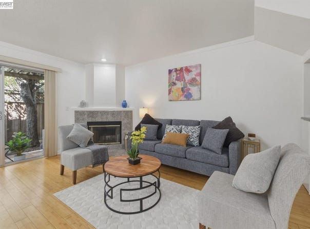 20153 Forest Ave, Castro Valley, CA 94546