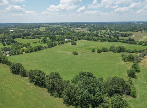 Sunshine Street, Mountain Grove, MO 65711
