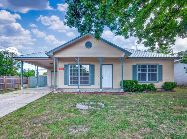 403 Davidson Dr, Taylor, TX 76574