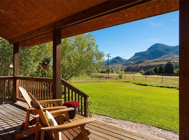 4 Sphinx Drive, Gardiner, MT 59030