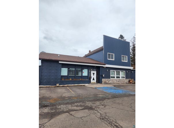 5221 E 4th St, Superior, WI 54880