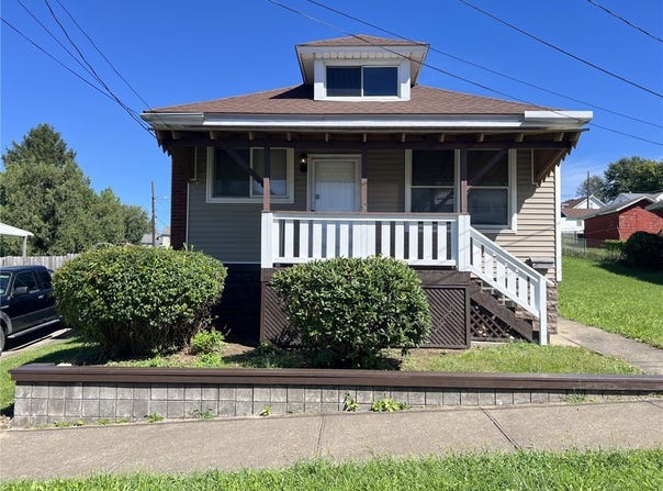 131 E Askren St, Uniontown, PA 15401
