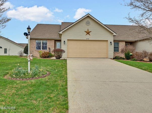 578 Woodgate Drive, Crossville, TN 38571