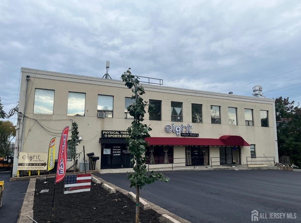161 LINCOLN Highway, Edison, NJ 08820