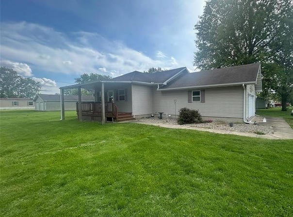 519 S Madison Street, Ramsey, IL 62080