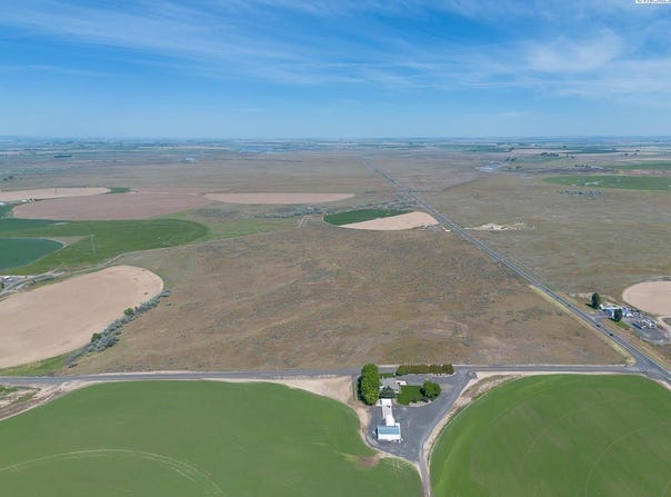 4601 SR 17, Mesa, WA 99343