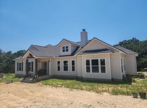 668 Fairview Dr, Rockdale, TX 76567