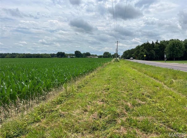 82.666 acres m/l on E Highway U, Troy, MO 63379