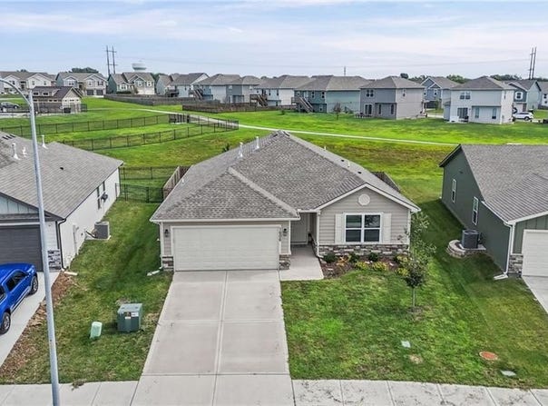 1606 Maci Street, Belton, MO 64012